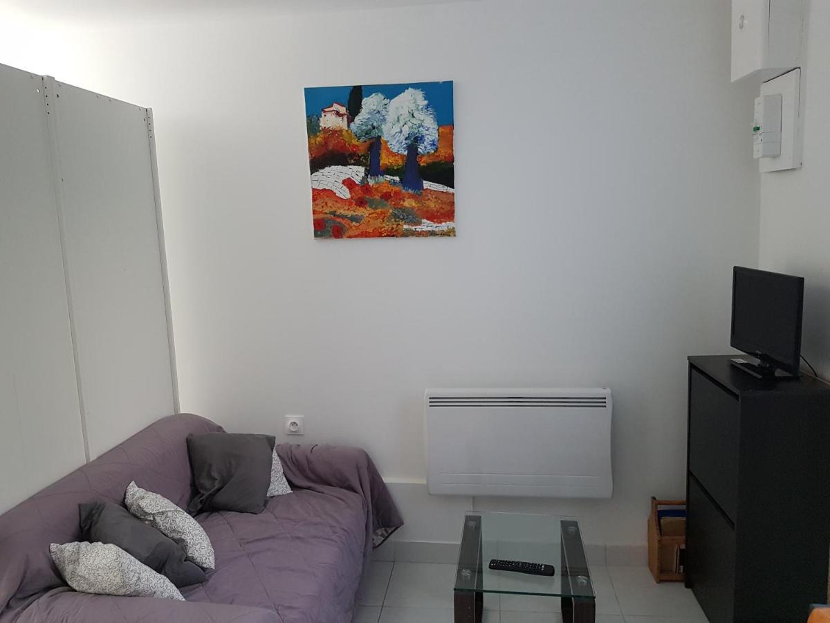 Appartement Avec Terrasse A Rosny-Sous-Bois Exteriér fotografie